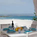 Velaria, 30 Passi Dal Blu - Marzamemi Seafront Villa * Ното